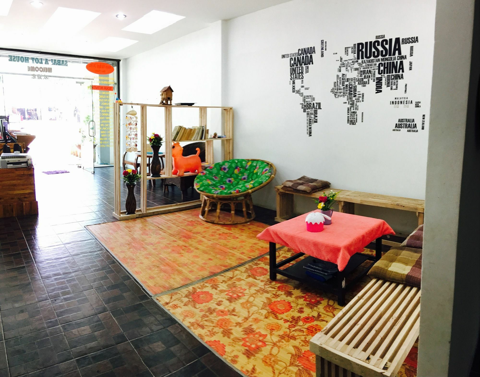 Lanta Friendly House Hotel Koh Lanta Bagian luar foto