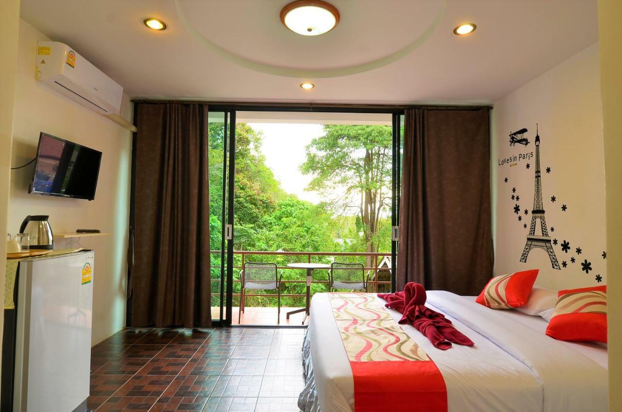 Lanta Friendly House Hotel Koh Lanta Bagian luar foto