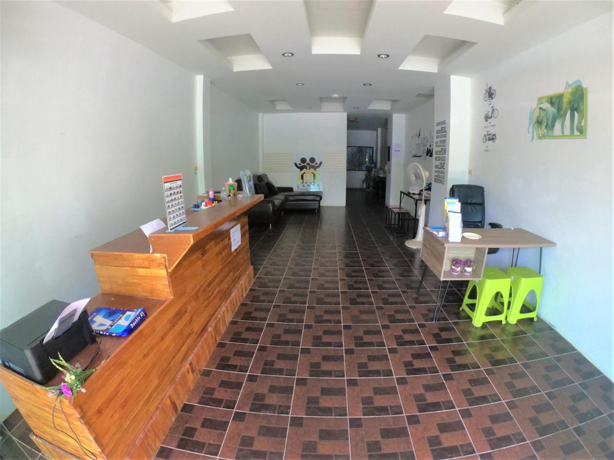 Lanta Friendly House Hotel Koh Lanta Bagian luar foto
