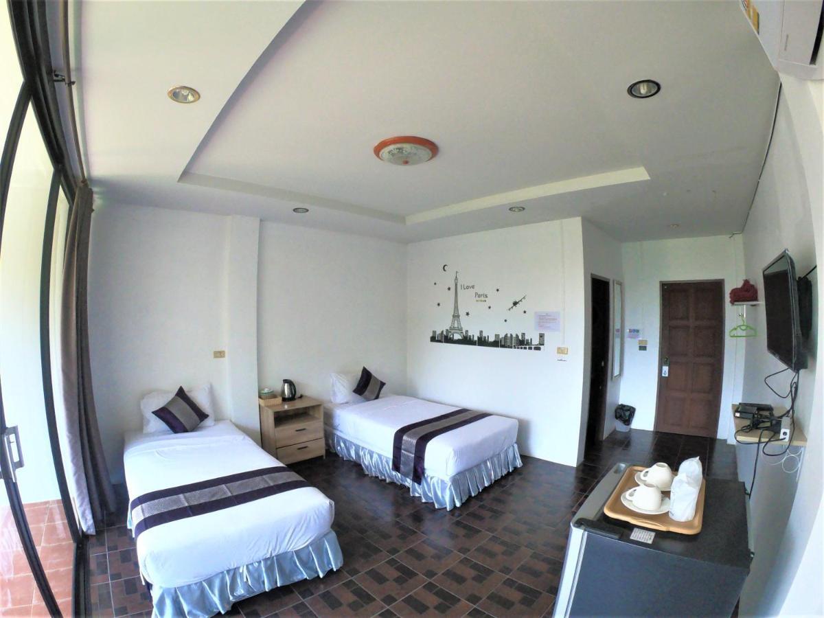 Lanta Friendly House Hotel Koh Lanta Bagian luar foto