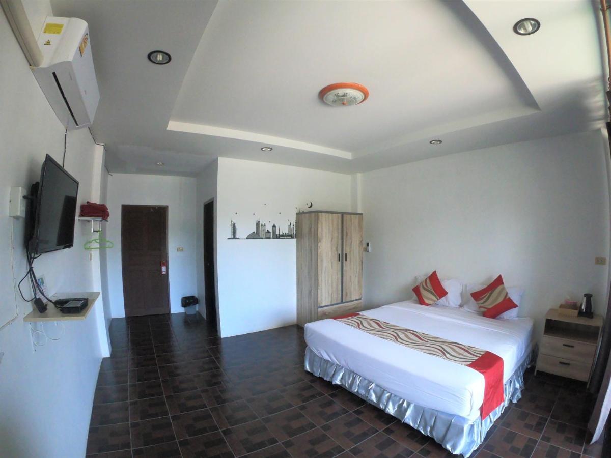 Lanta Friendly House Hotel Koh Lanta Bagian luar foto